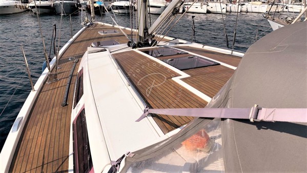 2011 HANSE 470