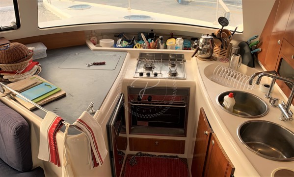 2002 FOUNTAINE PAJOT BELIZE 43
