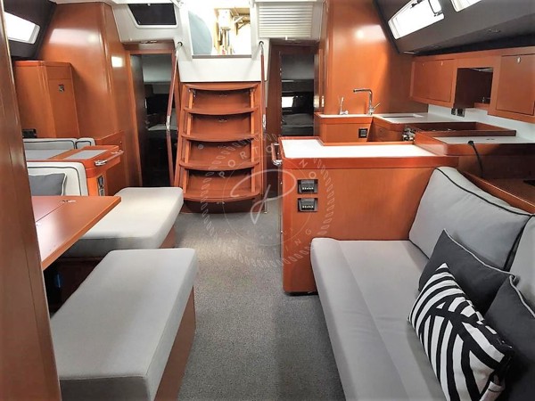 2016 BENETEAU OCEANIS 60