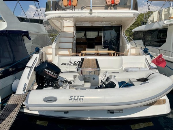 2009 PRINCESS 50