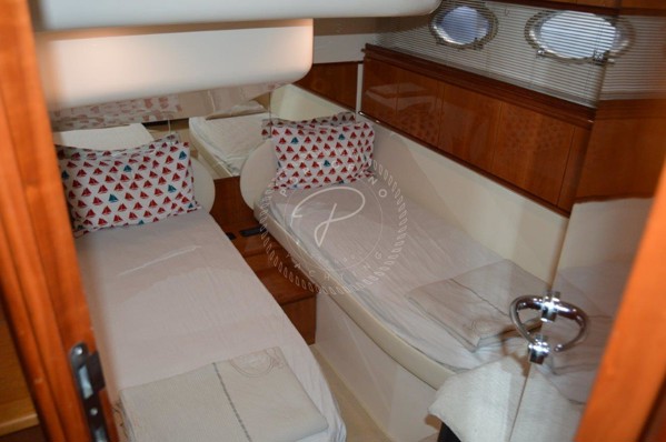 2005 PERSHING 50