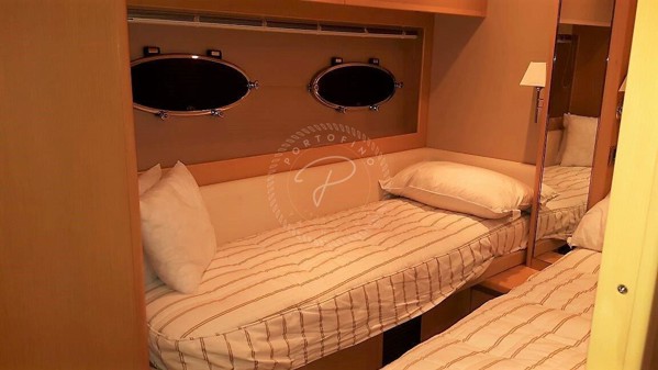 2010 PRINCESS 54