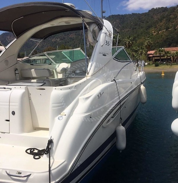 2004 MAXUM 3500 SY