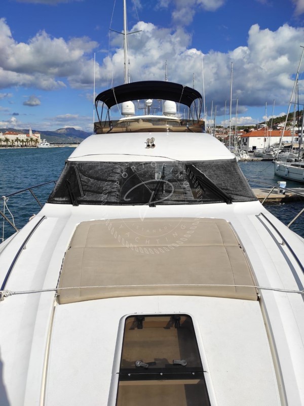 2009 PRINCESS 62