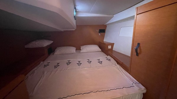 2018 JEANNEAU 51