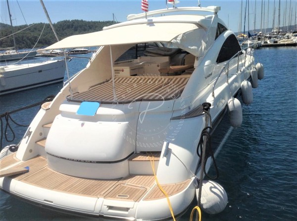 2008 FAIRLINE TARGA 47
