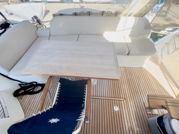 2021 PRESTIGE 420 FLY