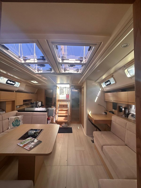 2022 HANSE 458