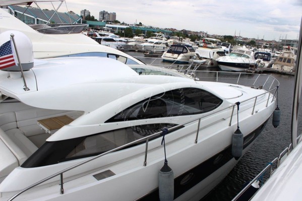 2005 PERSHING 50