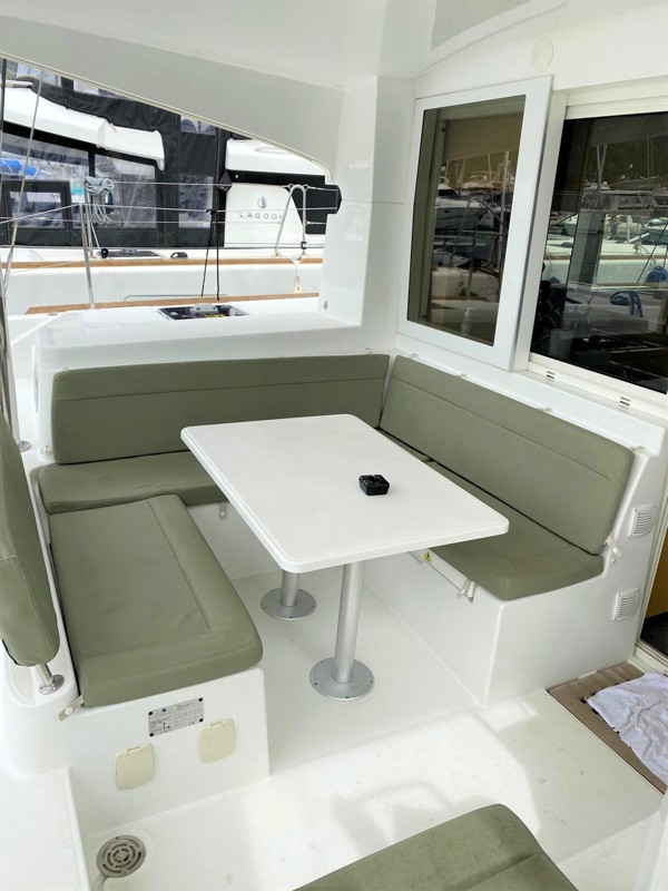 2014 LAGOON 39