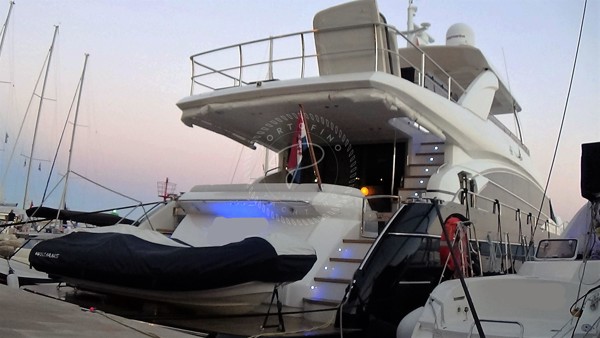 2014 PRINCESS 82