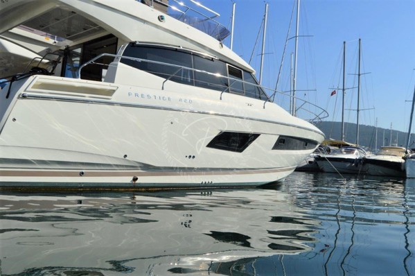 2015 PRESTIGE 420 FLY