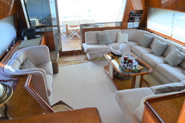 2001 FERRETTI YACHTS 80