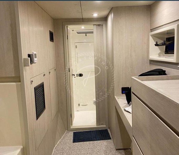 2015 LEOPARD 40
