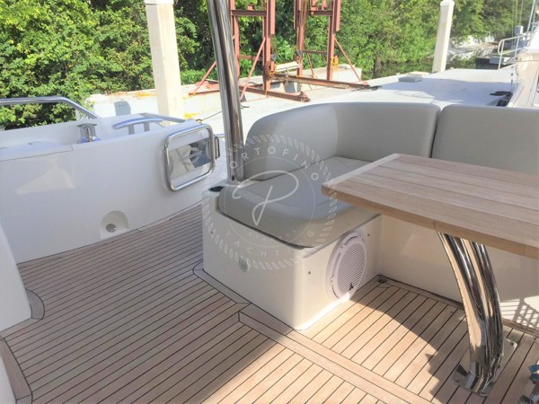2016 SUNSEEKER 75 YACHT
