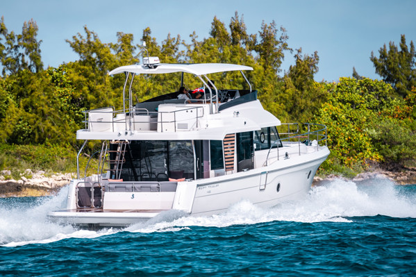 2025 BENETEAU SWIFT TRAWLER 48