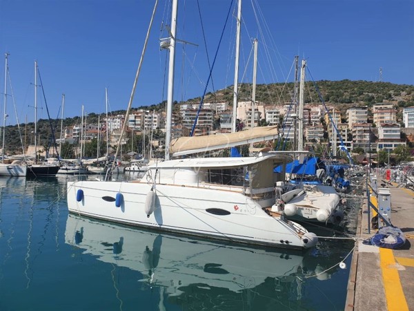 2011 FOUNTAINE PAJOT LIPARI 41
