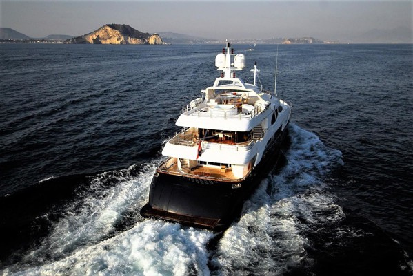 2007 | 2017 BENETTI VISION 145