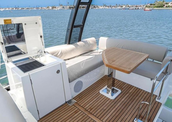2020 PRESTIGE 420 FLY