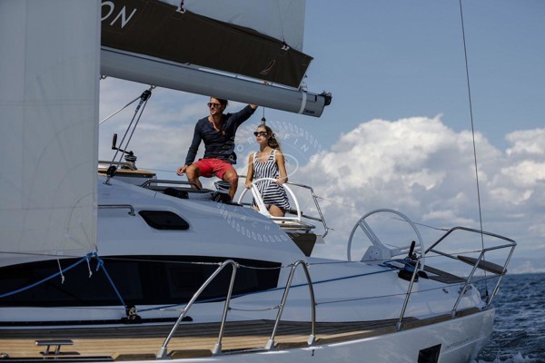 2016 ELAN IMPRESSION 45