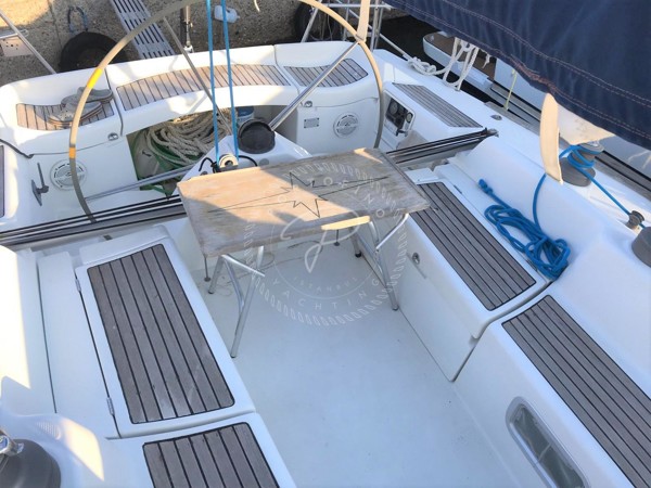 2001 BENETEAU FIRST 40.7