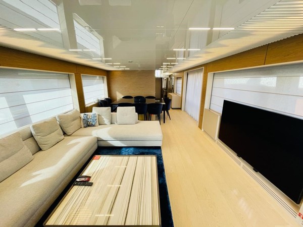2021 FERRETTI YACHTS 920