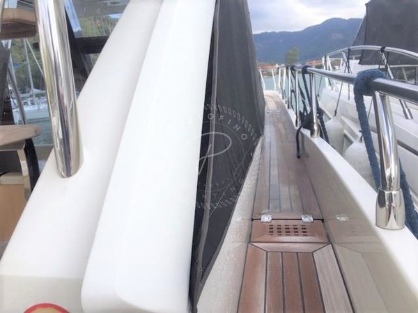 2013 ABSOLUTE 55 FLY