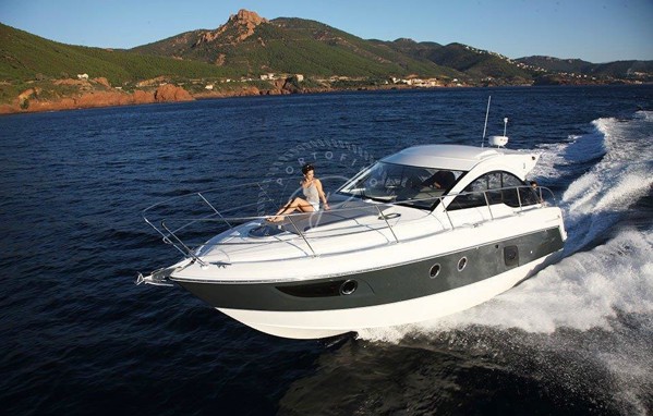 2015 BENETEAU GT 38