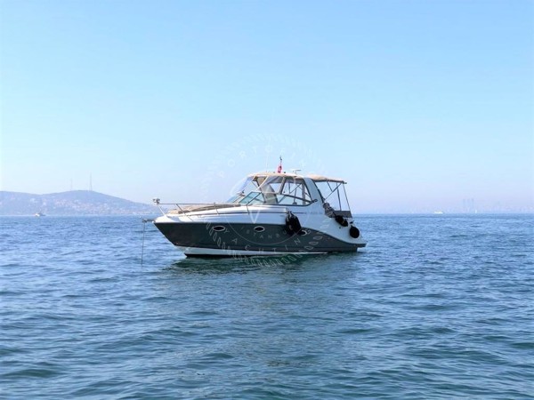 2011 RINKER 280 EC