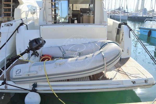 2015 PRESTIGE 420 FLY