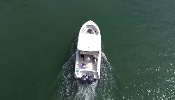 2016 SAILFISH 325 DC
