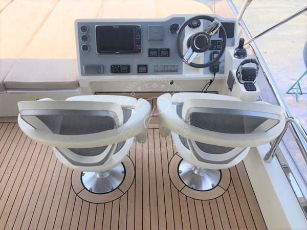 2013 ABSOLUTE 55 FLY