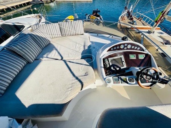 2007 SUNSEEKER MANHATTAN 60