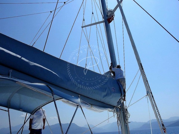 2010 LAGOON 500