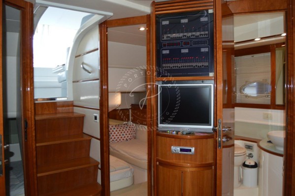 2005 PERSHING 50