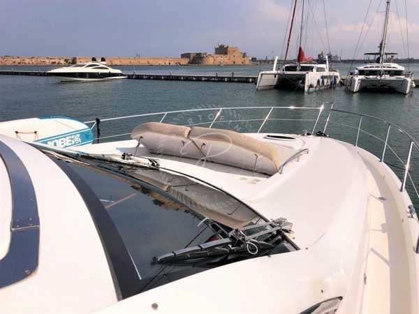2009 SUNSEEKER PREDATOR 62