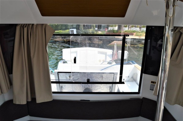 2014 JEANNEAU MF 855 MARLIN
