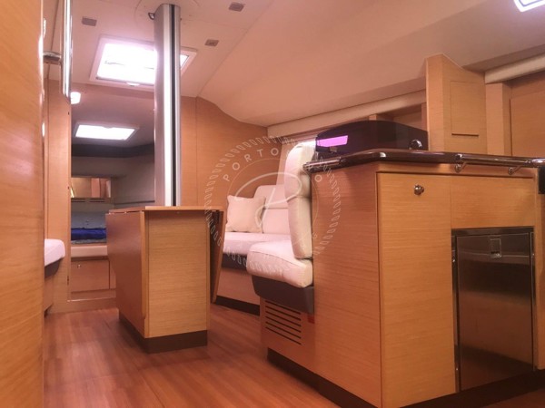 2012 AZUREE 40 VOYAGE