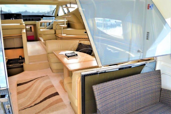 2006 FERRETTI 550 FLY