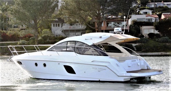 2014 BENETEAU GT 38