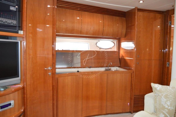 2005 PERSHING 50