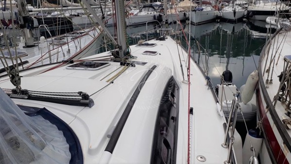 2009 BENETEAU OCEANIS 43