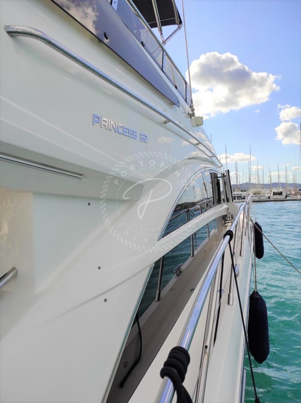 2009 PRINCESS 62