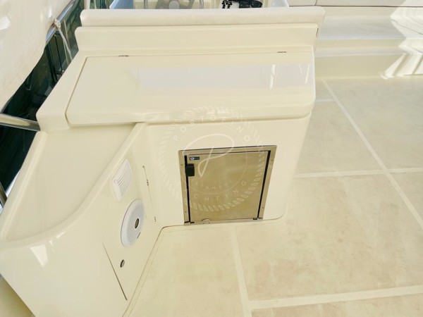 2003/2020 FERRETTI YACHTS 680