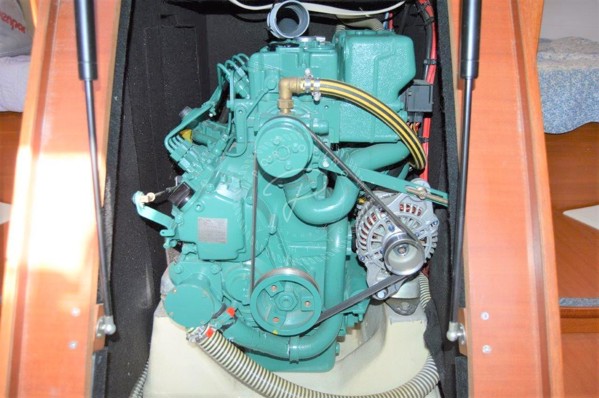 2011 DUFOUR 405 GRAND LARGE