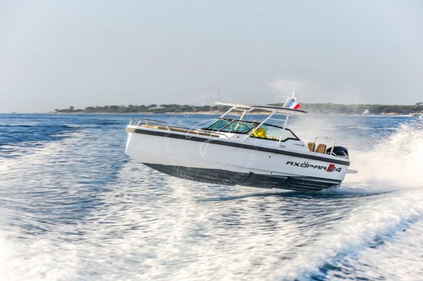 2020 AXOPAR 24 T-TOP