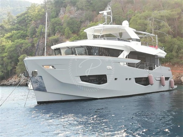 2018 NUMARINE 26 XP