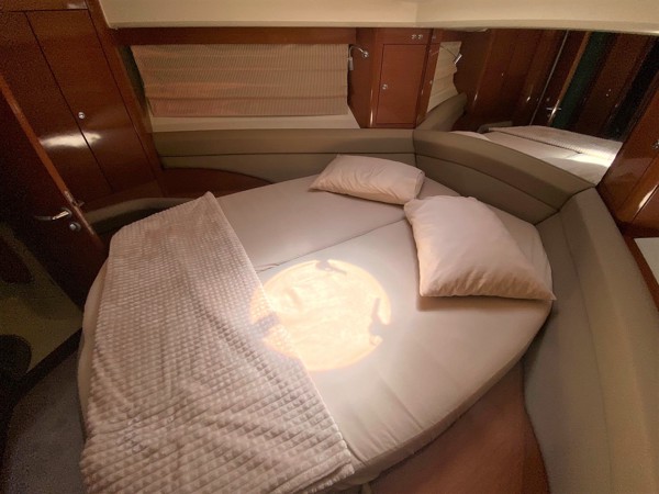 2009 PRESTIGE 50