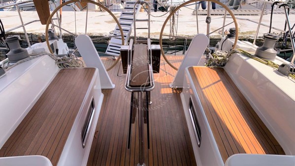 2011 HANSE 470