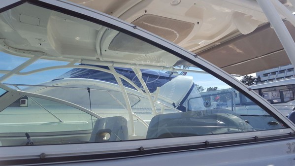 2016 SAILFISH 325 DC